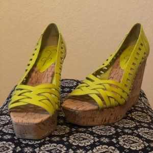 Jessica Simpson lime wedges size 9